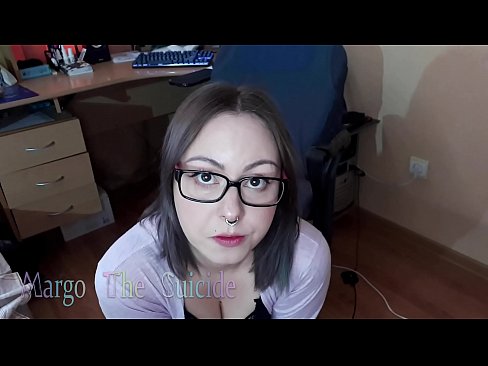 ❤️ Sexet pige med briller sutter Dildo dybt på kamera ❤ Sex video at da.hentai-ita.ru